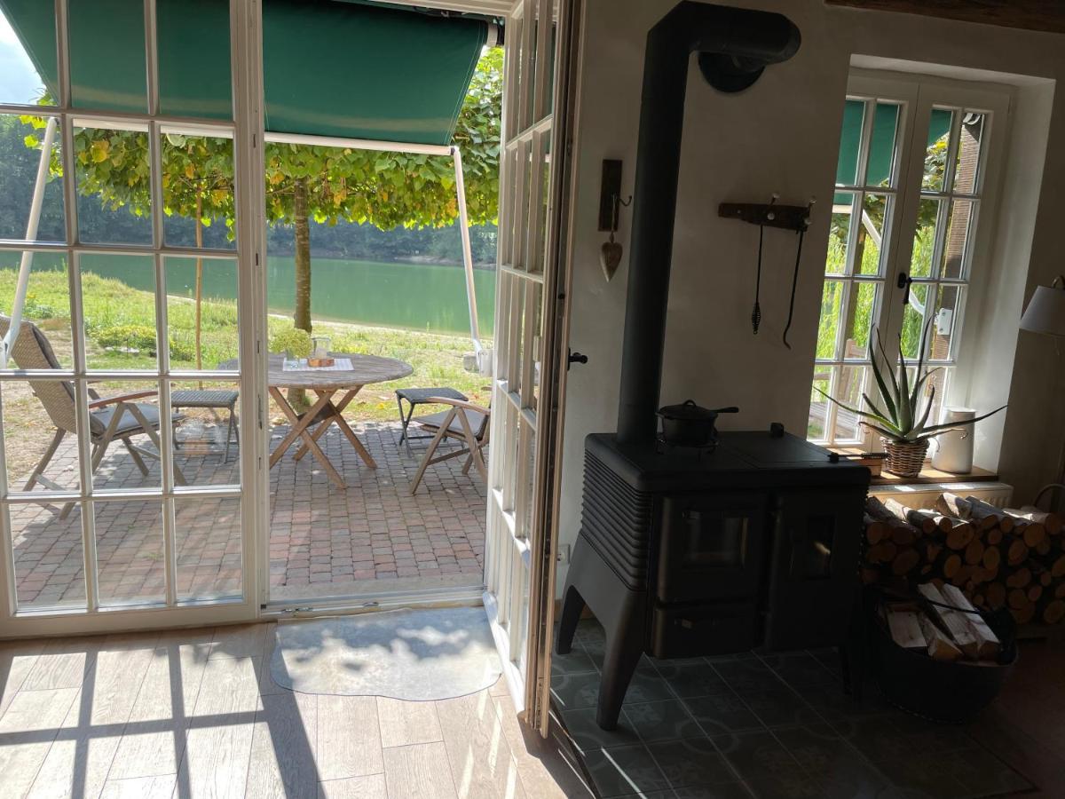 Gemuetliches Fachwerkhaus Am See Mit Kamin Warendorf Exterior foto